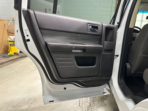 Used 2019 Ford Flex SEL w/ Equipment Group 202A image 25