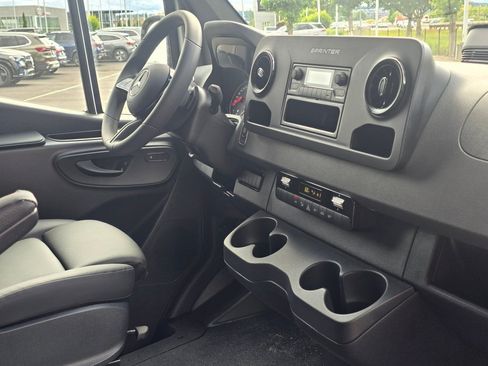 New 2026 Mercedes-Benz Sprinter 2500 image 22