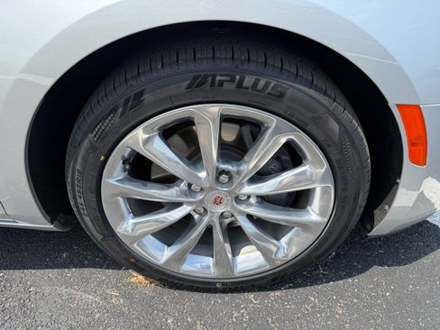 Used 2014 Cadillac XTS Premium FWD image 3