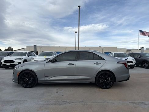 Used 2024 Cadillac CT4 V w/ LPO, ONYX Package image 7