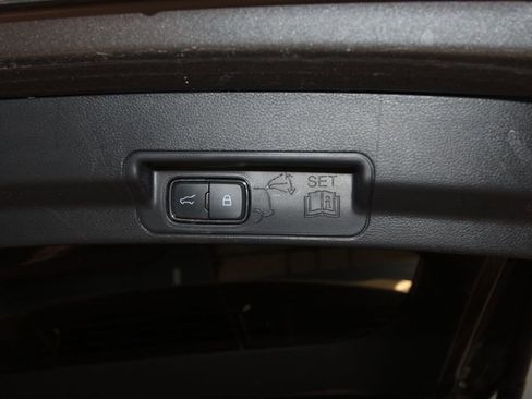 Used 2025 Ford Explorer ST-Line w/ Premium Package image 45