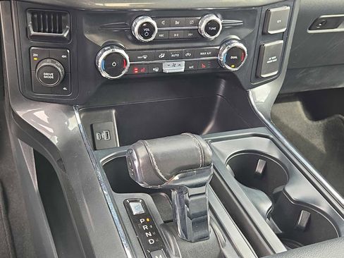 Used 2022 Ford F150 XLT w/ Equipment Group 302A High image 31