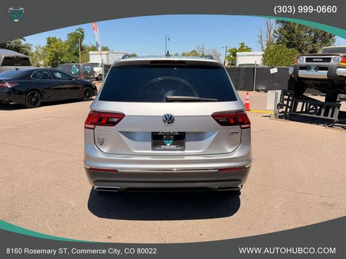 Used 2020 Volkswagen Tiguan SE w/ Panoramic Sunroof Package AWD/4WD image 5