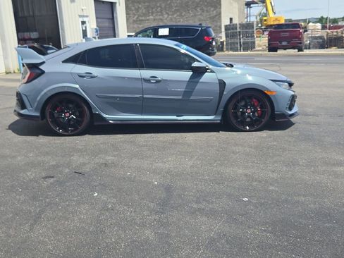 Used 2020 Honda Civic Type R image 9