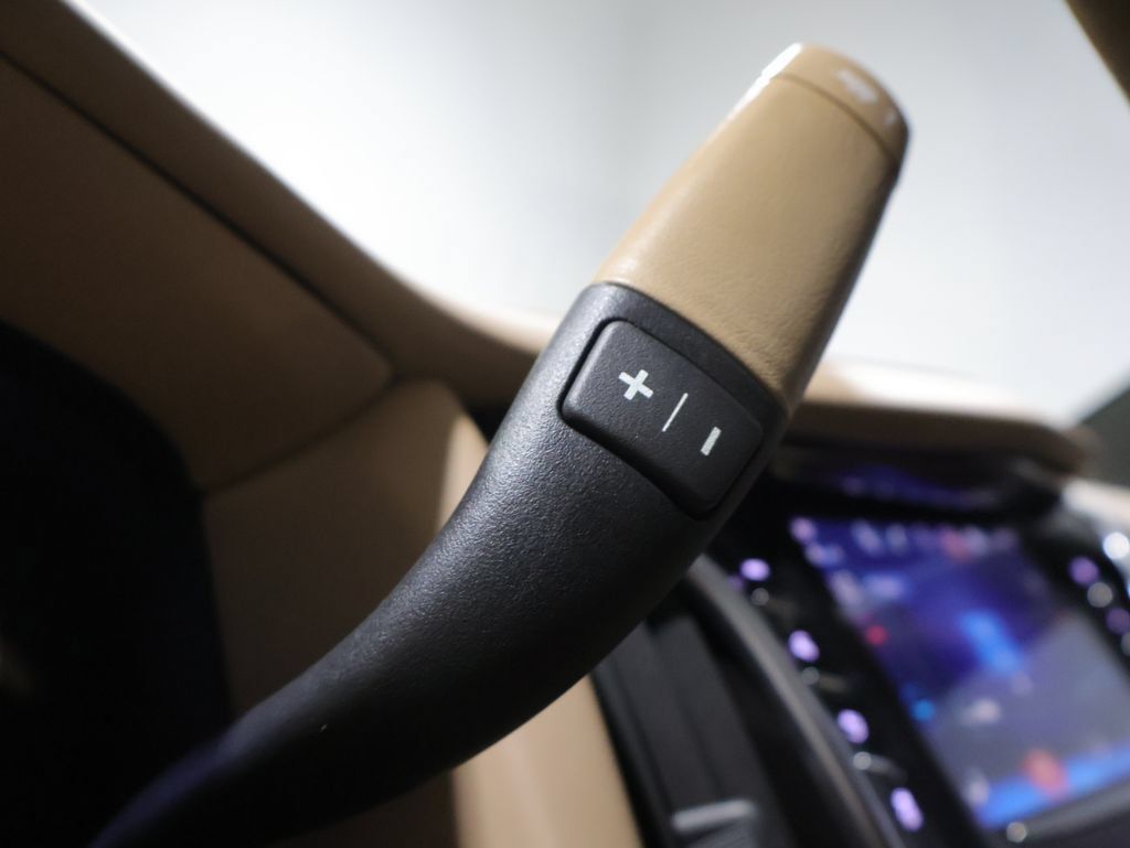 Used 2020 Cadillac Escalade Platinum AWD/4WD image 43
