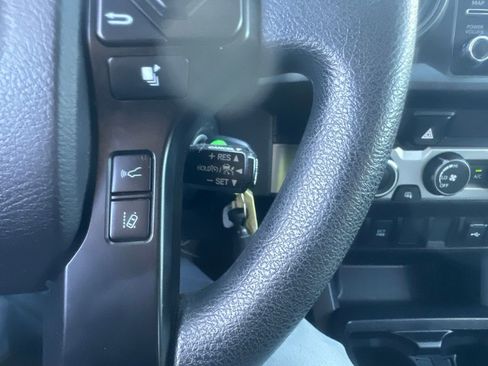 Used 2021 Toyota Tacoma SR w/ SR Convenience Package AWD/4WD image 28