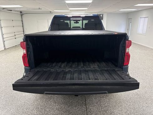 Used 2020 Chevrolet Silverado 1500 LT Trail Boss image 28