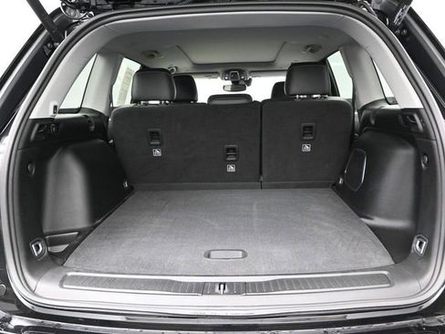 Used 2022 Jeep Grand Cherokee Limited w/ Trailer Tow Prep Group (B) image 17