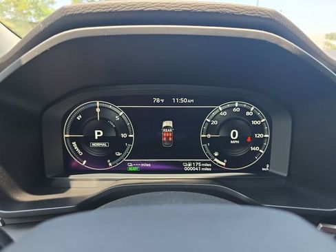 Used 2025 Mitsubishi Outlander SEL image 20