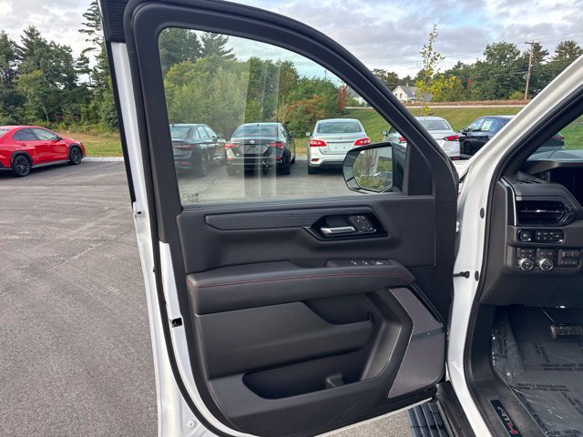Used 2026 GMC Yukon XL AT4 Ultimate AWD/4WD image 19
