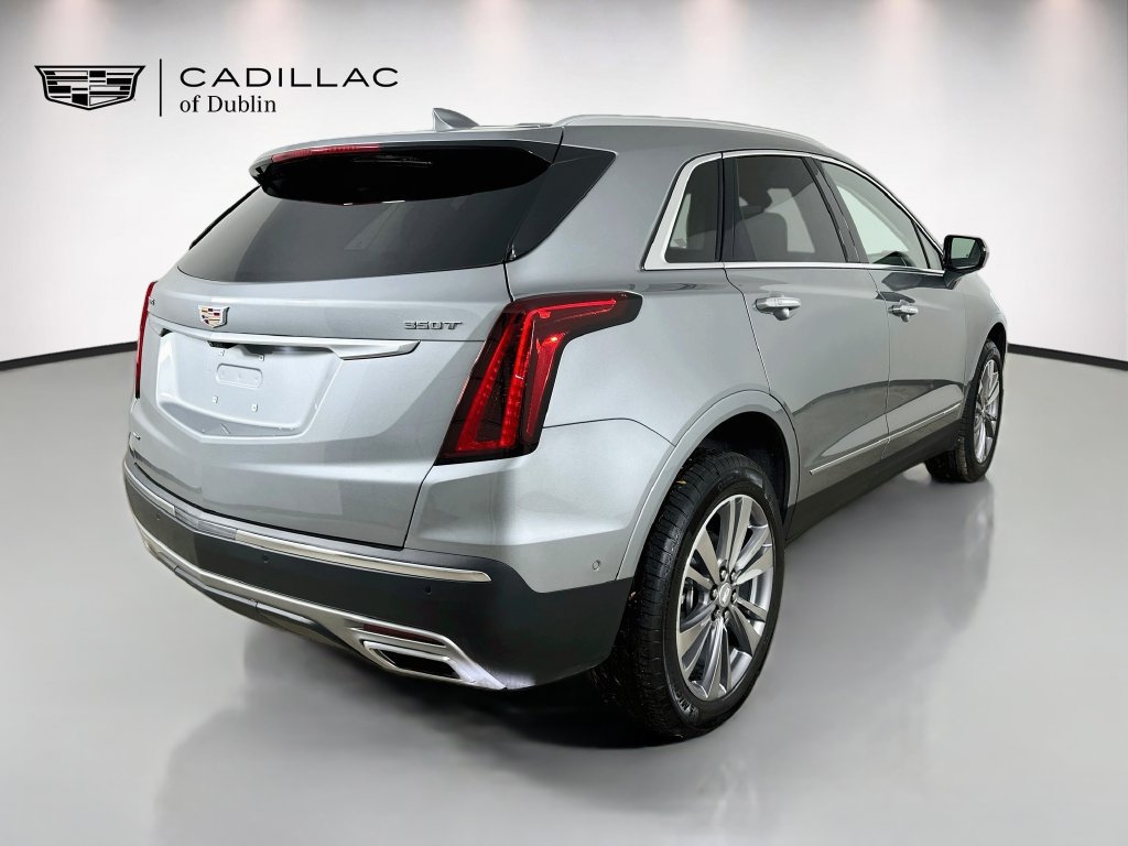 Certified 2025 Cadillac XT5 Premium Luxury w/ Technology Package AWD/4WD image 5
