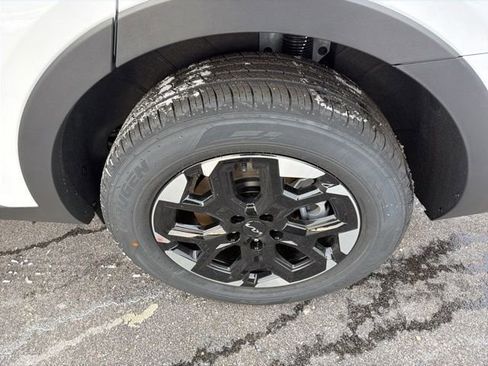 New 2026 Kia Sorento S AWD/4WD image 6