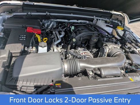 New 2025 Jeep Gladiator Sport image 13