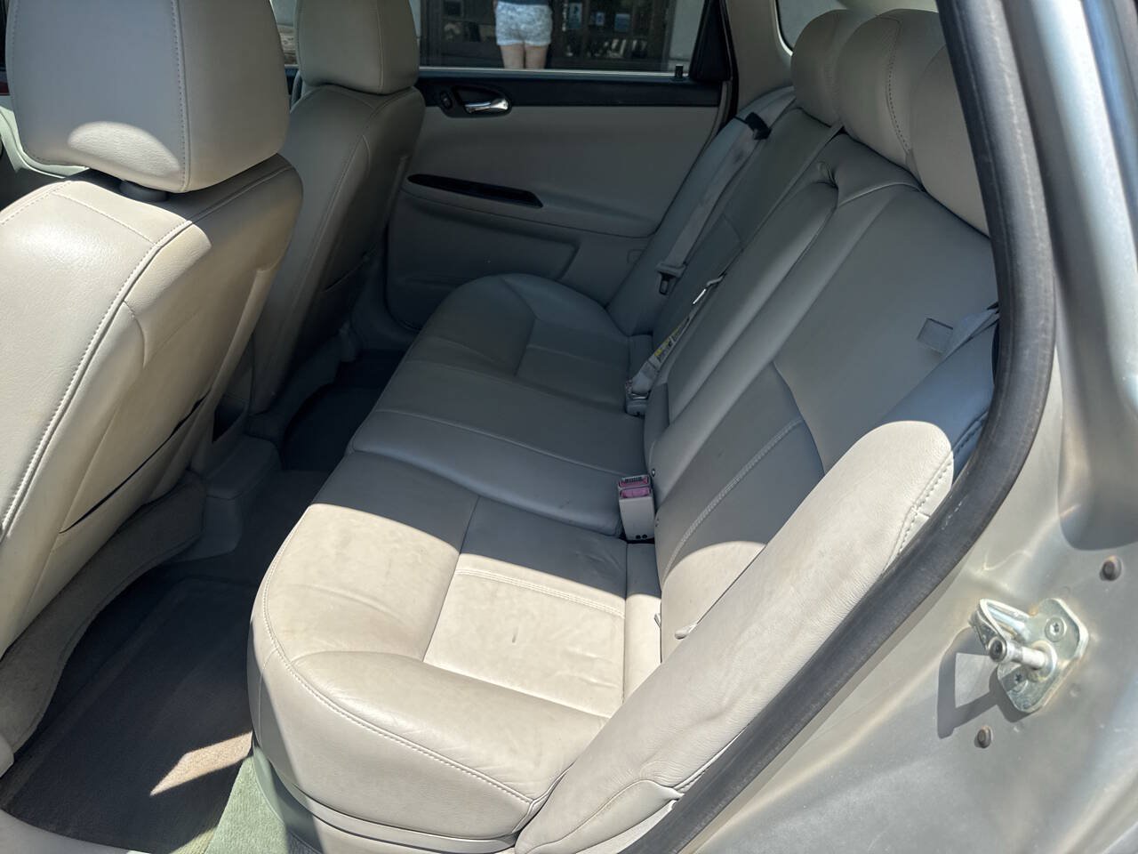 Used 2006 Chevrolet Impala SS FWD image 11