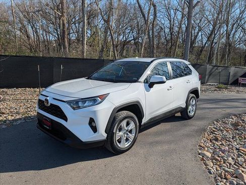 Used 2020 Toyota RAV4 XLE w/ All Weather Liner Package image 1
