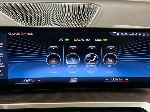 Used 2023 BMW 330i Sedan w/ Premium Package RWD image 20