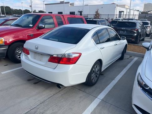 Used 2014 Honda Accord LX image 3