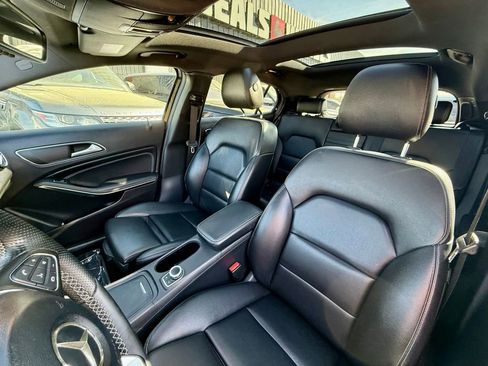 Used 2016 Mercedes-Benz GLA 250 4MATIC image 16