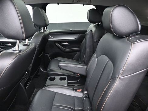 Certified 2024 MAZDA CX-90 Plug-In Hybrid w/ Premium Pkg image 26