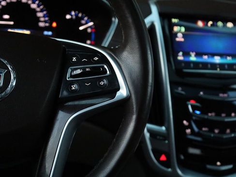 Used 2015 Cadillac SRX Luxury image 32