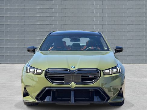 Used 2025 BMW M5 Touring w/ M Driver's Package AWD/4WD image 2