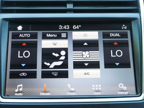 Used 2019 Lincoln Nautilus FWD image 36