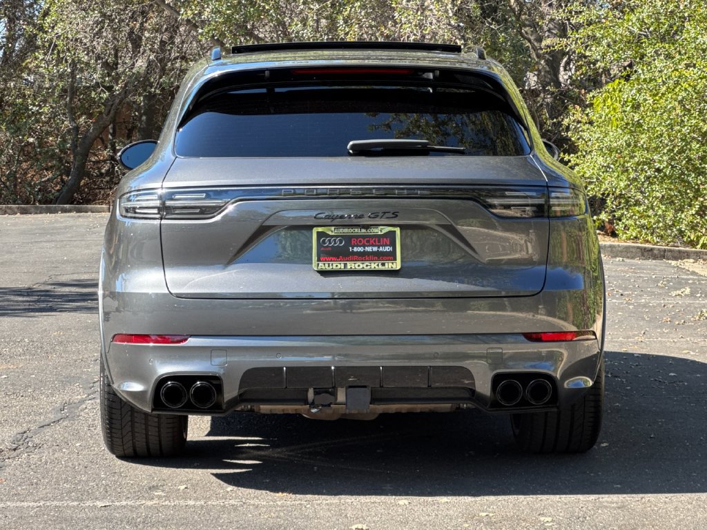 Used 2022 Porsche Cayenne GTS AWD/4WD image 6