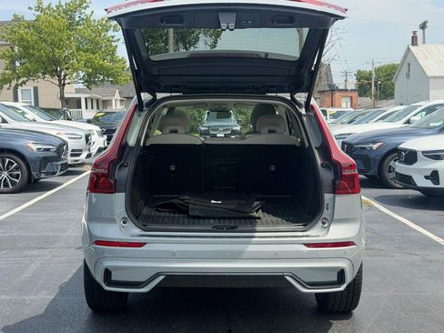 Certified 2026 Volvo XC60 B5 Ultra AWD/4WD image 5