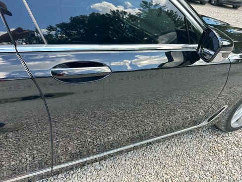 Used 2018 BMW 750i xDrive image 18