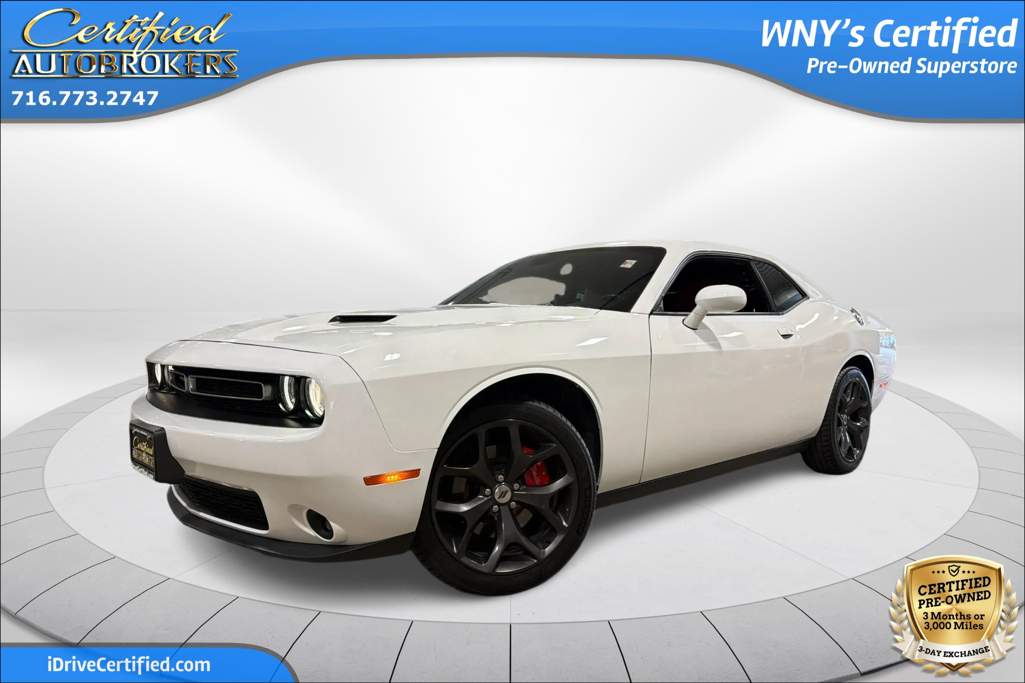 Used 2018 Dodge Challenger SXT Plus RWD image 1