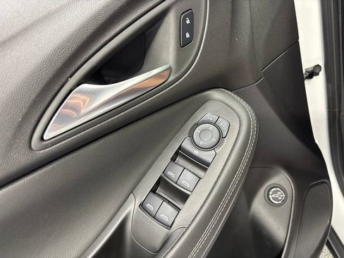 Used 2024 Buick Encore GX Preferred AWD/4WD image 29