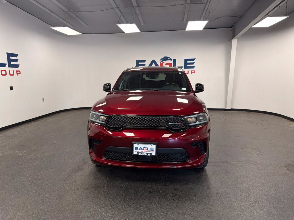 Used 2023 Dodge Durango SXT w/ SXT Blacktop Group AWD/4WD image 2