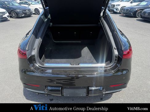 Used 2023 Mercedes-Benz EQS 580 4MATIC Sedan image 24