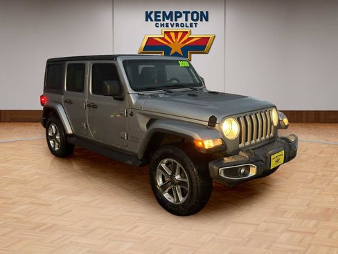 Used 2020 Jeep Wrangler Unlimited Sahara image 9