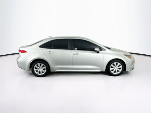 Used 2023 Toyota Corolla LE FWD image 10