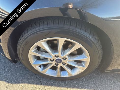 Used 2017 Ford Fusion SE w/ Fusion SE Technology Package image 35