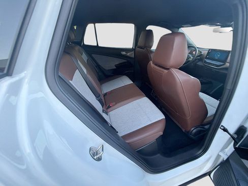 Certified 2024 Volkswagen ID.4 2WD image 29