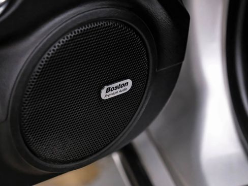 Used 2010 Chevrolet Camaro SS w/ RS Package image 34