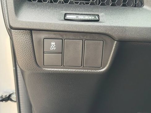Used 2025 Honda CR-V LX image 22