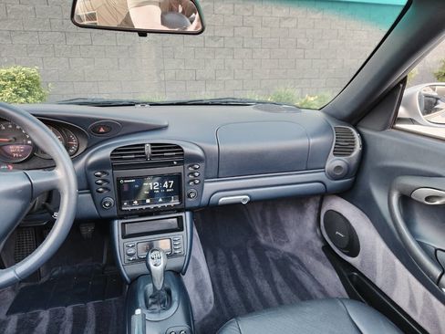 Used 2002 Porsche 911 Cabriolet image 26
