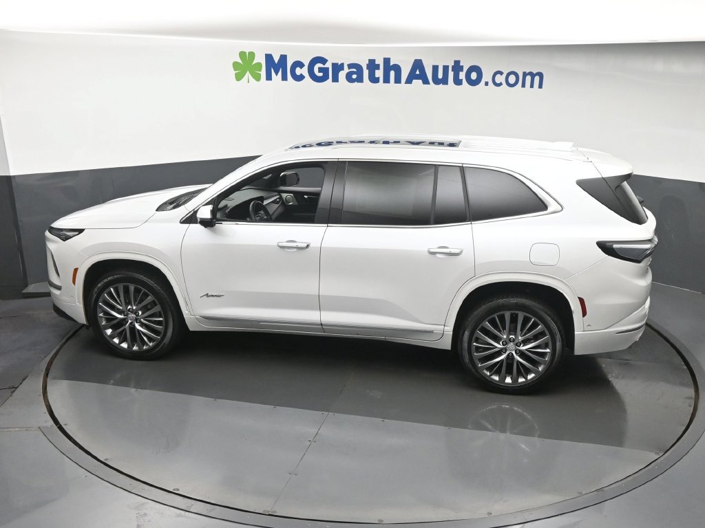 Used 2025 Buick Enclave Avenir w/ Super Cruise Package AWD/4WD image 24