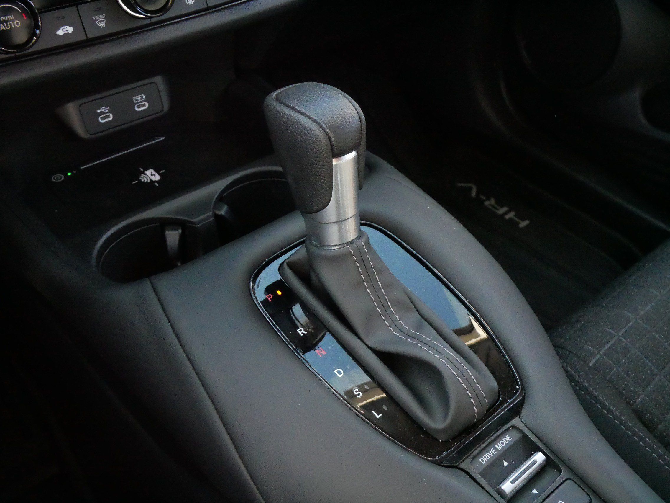 Used 2027 Honda HR-V LX image 24