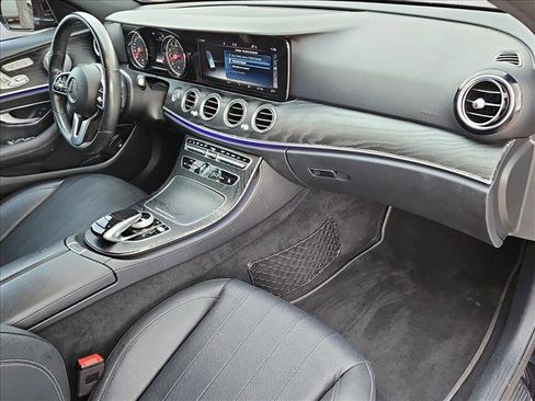 Used 2019 Mercedes-Benz E 300 image 19