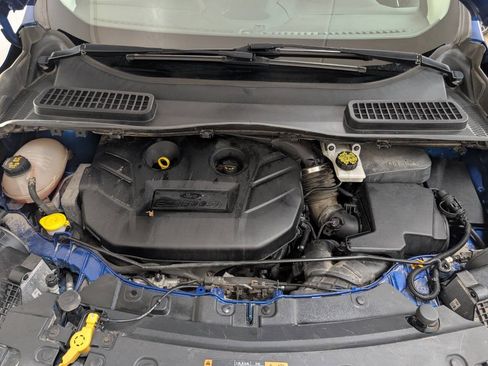 Used 2017 Ford Escape Titanium FWD image 22