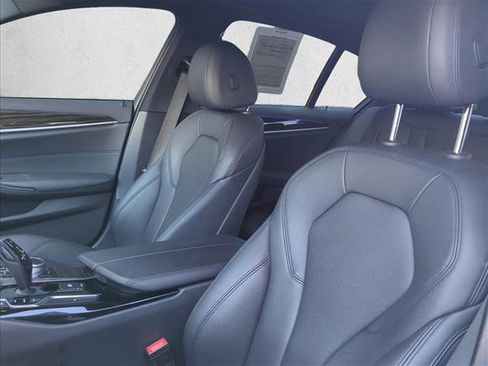 Used 2020 BMW 530i image 10