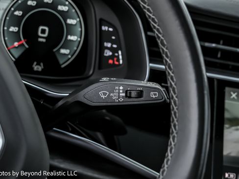 Used 2021 Audi Q8 Prestige image 37