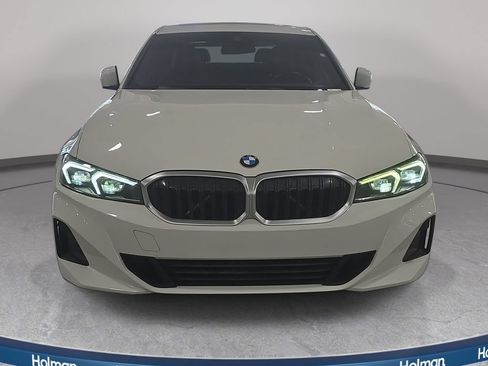 Certified 2023 BMW 330i Sedan RWD image 2