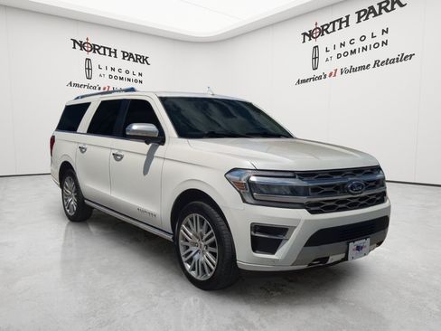 Used 2023 Ford Expedition Max Platinum AWD/4WD image 7