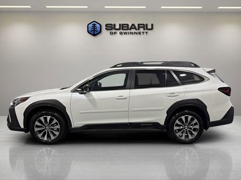 Used 2025 Subaru Outback Limited XT image 2
