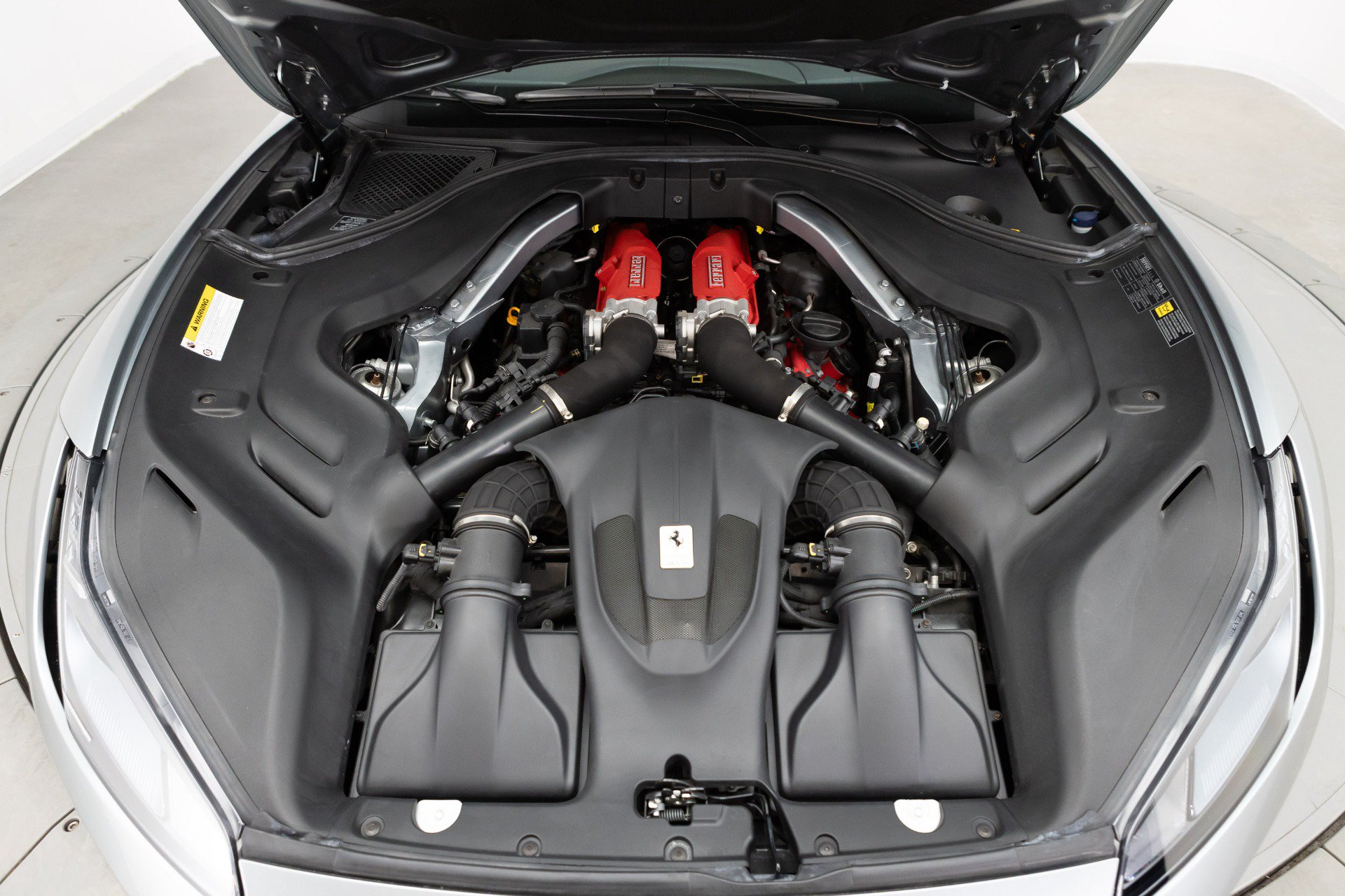 Certified 2019 Ferrari Portofino RWD image 87